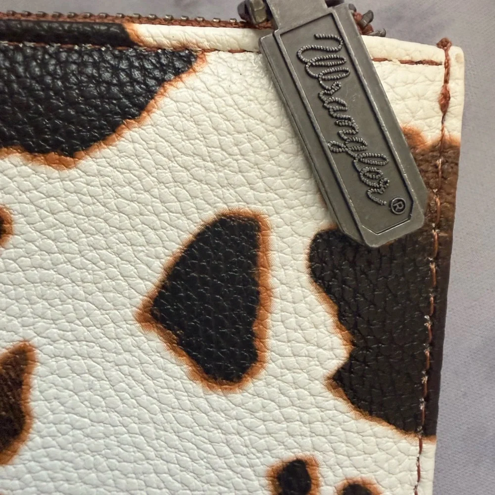 Wrangler Cowhide Print Wallet - Picture 4 of 8